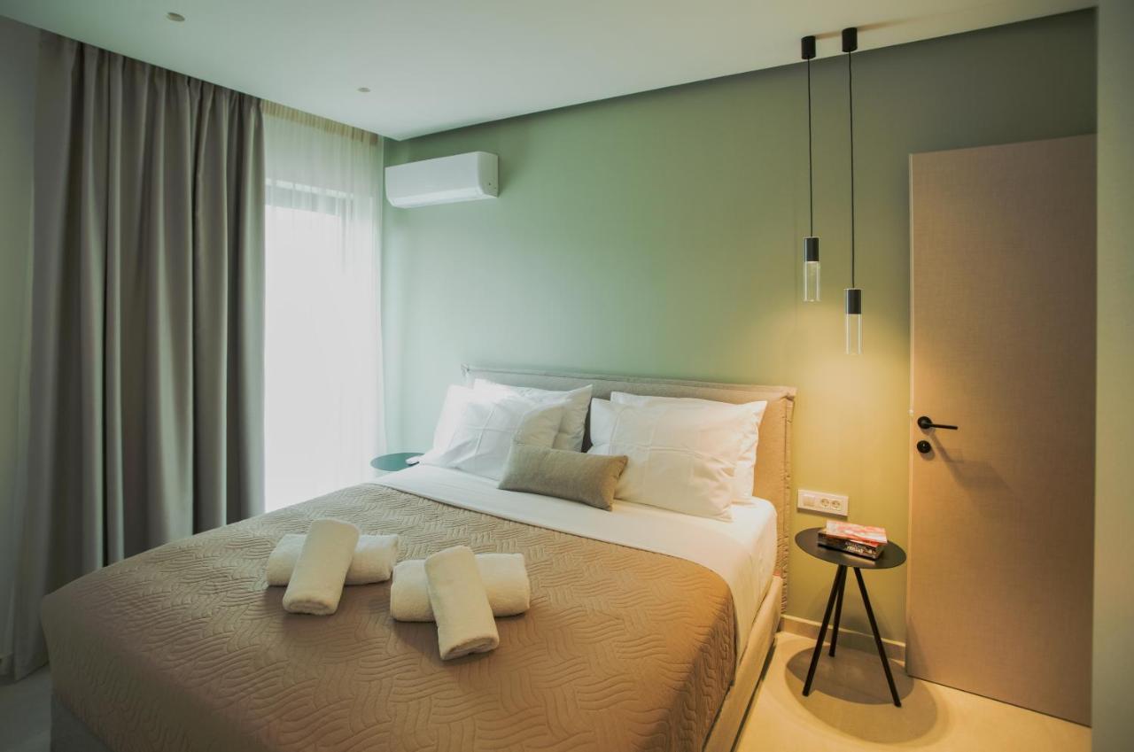 Celine Luxury Apartments & Suites アイオス・ニコラオス エクステリア 写真