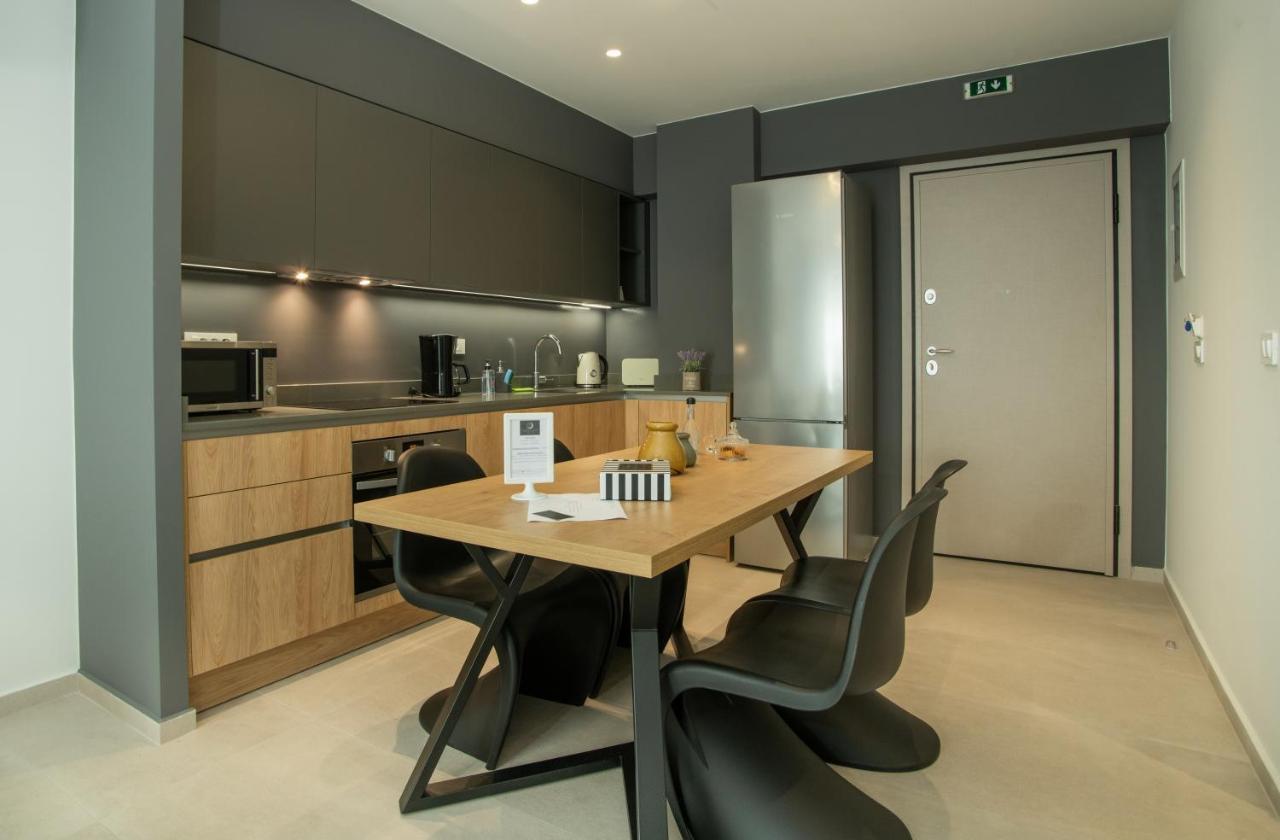 Celine Luxury Apartments & Suites アイオス・ニコラオス エクステリア 写真