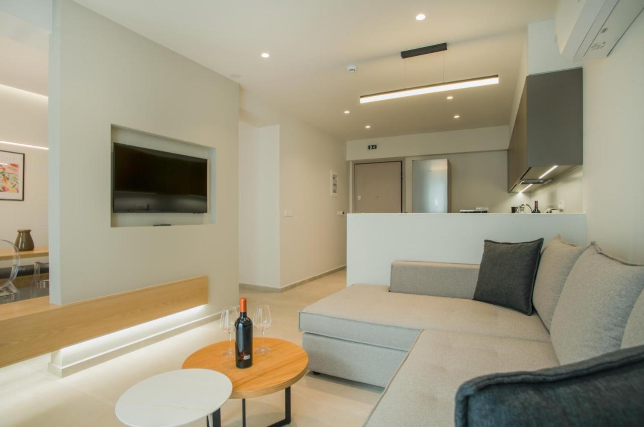 Celine Luxury Apartments & Suites アイオス・ニコラオス エクステリア 写真