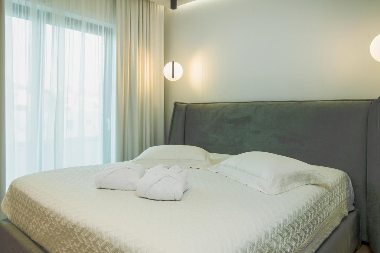 Celine Luxury Apartments & Suites アイオス・ニコラオス エクステリア 写真