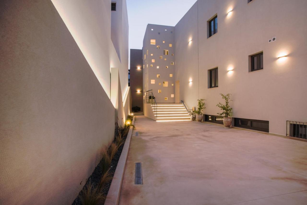 Celine Luxury Apartments & Suites アイオス・ニコラオス エクステリア 写真
