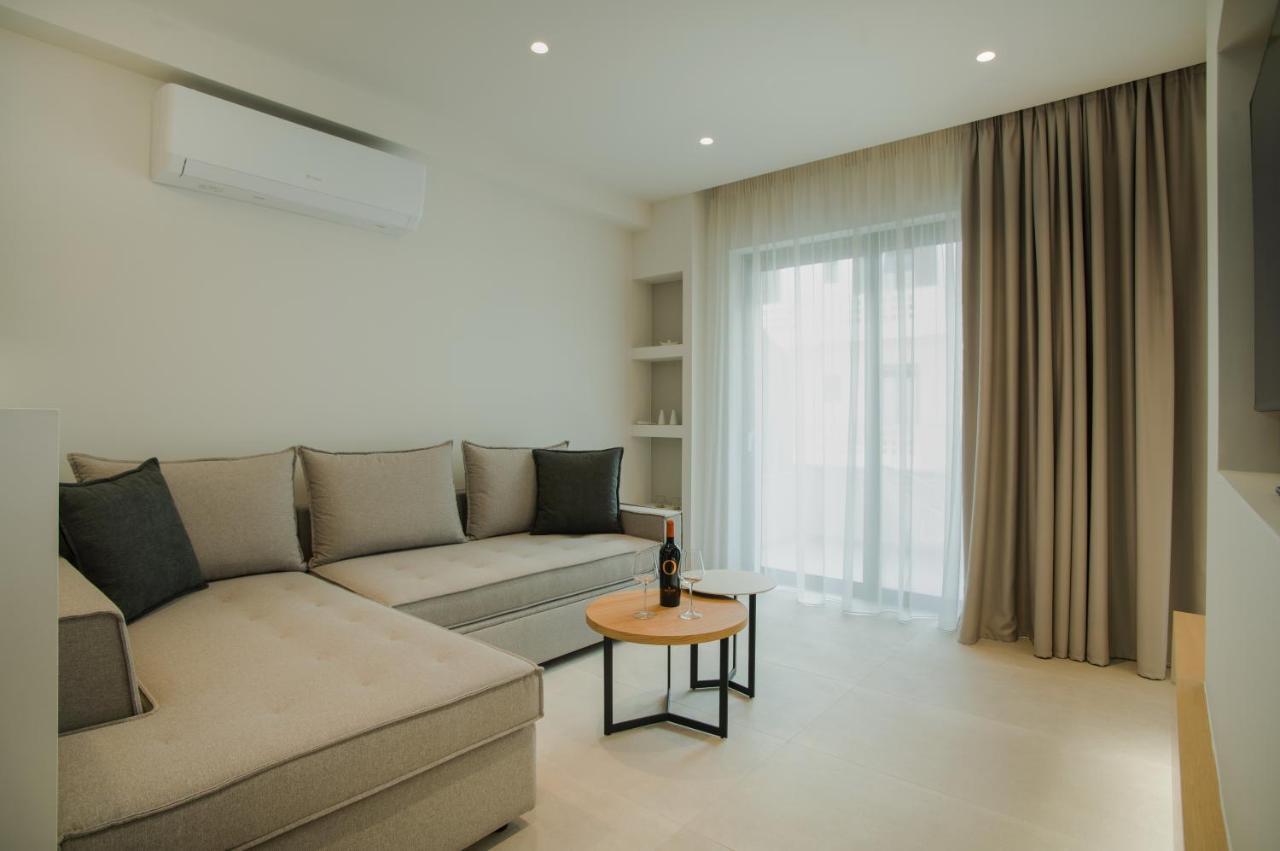 Celine Luxury Apartments & Suites アイオス・ニコラオス エクステリア 写真